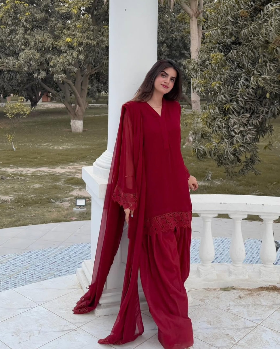 Elegant Maroon Chiffon 3-Piece Set – Shirt, Dupatta & Farshi Shalwar